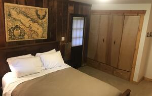 Aspen Meadow Lodge | Private Pickleball Court, Bonus Room, on 8.5 Acres - Sisters, Oregon