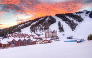 Remodeled Ski-in, Ski-out Chalet in Big Sky Mountain Village w/ Excellent Views - Big Sky, Montana