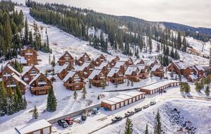 Remodeled Ski-in, Ski-out Chalet in Big Sky Mountain Village w/ Excellent Views - Big Sky, Montana