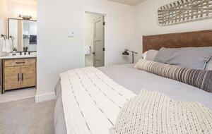 Remodeled Ski-in, Ski-out Chalet in Big Sky Mountain Village w/ Excellent Views - Big Sky, Montana