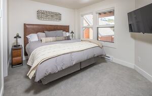 Remodeled Ski-in, Ski-out Chalet in Big Sky Mountain Village w/ Excellent Views - Big Sky, Montana