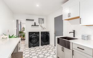 Luxe Downtown Scottsdale Oasis w/ Heated Pool - Scottsdale, Arizona