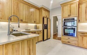 Bell Cottage on Lagoon - Savannah, Georgia