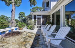 Bell Cottage on Lagoon - Savannah, Georgia