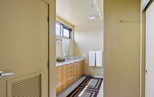 Luxurious 4-Story Beach Loft w/ Rooftop Perch - Los Angeles, California