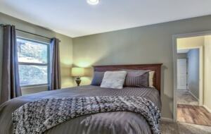 Luxury Mountain Home Just Minutes to the Ski Lifts and Tahoe Beaches! Max 10 guests - Stateline, Nevada