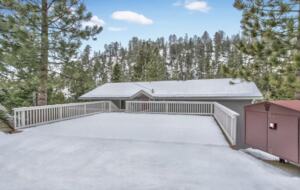 Luxury Mountain Home Just Minutes to the Ski Lifts and Tahoe Beaches! Max 10 guests - Stateline, Nevada