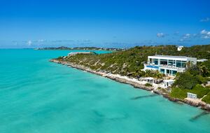 Villa Blue Vista Beachfront Villa - Providenciales, Turks and Caicos Islands