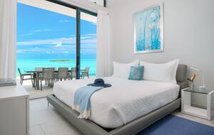 Villa Blue Vista Beachfront Villa - Providenciales, Turks and Caicos Islands