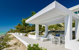Villa Blue Vista Beachfront Villa - Providenciales, Turks and Caicos Islands