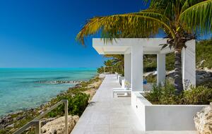Villa Blue Vista Beachfront Villa - Providenciales, Turks and Caicos Islands