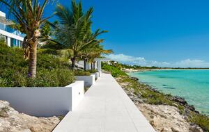 Villa Blue Vista Beachfront Villa - Providenciales, Turks and Caicos Islands