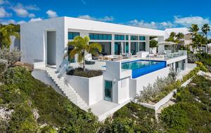 Villa Blue Vista Beachfront Villa - Providenciales, Turks and Caicos Islands