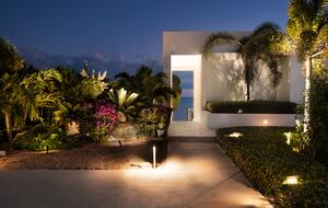 Villa Blue Vista Beachfront Villa - Providenciales, Turks and Caicos Islands