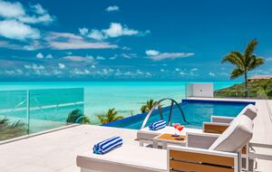 Villa Blue Vista Beachfront Villa - Providenciales, Turks and Caicos Islands