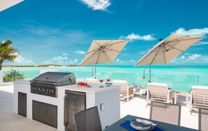 Villa Blue Vista Beachfront Villa - Providenciales, Turks and Caicos Islands