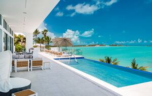 Villa Blue Vista Beachfront Villa - Providenciales, Turks and Caicos Islands