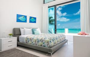 Villa Blue Vista Beachfront Villa - Providenciales, Turks and Caicos Islands
