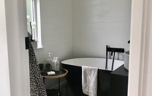 Cedar Drive | Lake Front - Queenstown, New Zealand