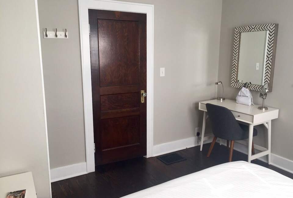 Trendy East Nashville Getaway - Nashville, Tennessee