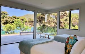 Oke Beach House - Hikurangi, New Zealand