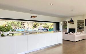 Oke Beach House - Hikurangi, New Zealand