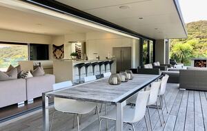 Oke Beach House - Hikurangi, New Zealand