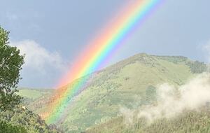 Telluride’s Riverside Canyon Villa - Placerville, United States