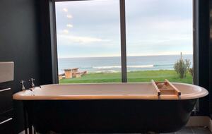 Cloud 9 | Beachfront Retreat - Karitane, New Zealand