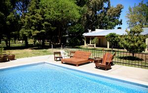 Spacious Farm Villa Nestled in Vineyards - San Rafael, Argentina