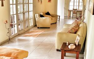 Spacious Farm Villa Nestled in Vineyards - San Rafael, Argentina