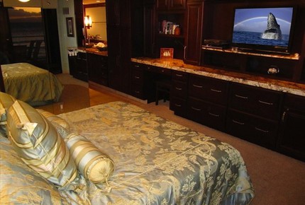 Ka'anapali Beach Oceanfront Luxury - Lahaina - Maui, Hawaii