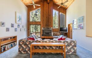 Alpine Meadow Ski Home | Near Lake Tahoe - Alpine Meadows, California