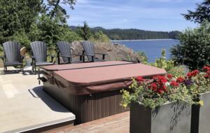 Stunning Studio Oceanfront Escape - Sooke, Canada