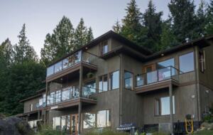 Stunning Studio Oceanfront Escape - Sooke, Canada