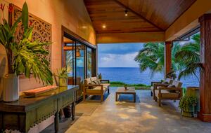 Luxury Oceanfront Balinese Oasis - Nīnole, Hawaii