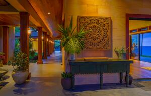 Luxury Oceanfront Balinese Oasis - Nīnole, Hawaii