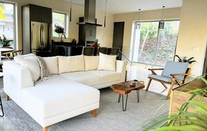 Modern Costa Rica Getaway - Black Beauty, Costa Rica