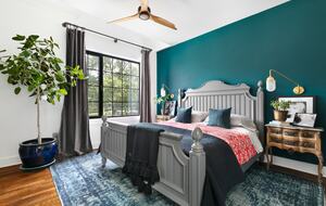 Park-side Single Family Townhouse | With parking! - Brooklyn, New York