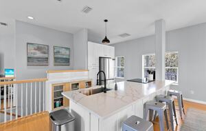 Newly Decorated in Ponte Vedra Beach with Hot Tub - Ponte Vedra Beach, Florida