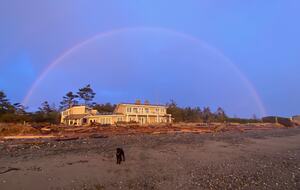 Oak Harbor Pacific Northwest Waterfront Compound - Oak Harbor, Washington