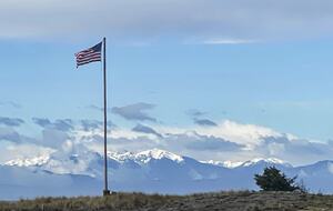 Oak Harbor Pacific Northwest Waterfront Compound - Oak Harbor, Washington