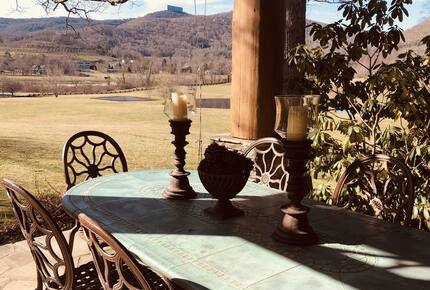 Farm Hollow - Banner Elk, North Carolina