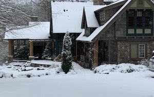 Farm Hollow - Banner Elk, North Carolina