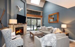 Beautiful Whistler Condo on Blackcomb Mountain - Whistler, Canada