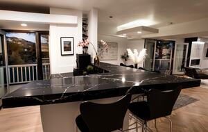 Villa de Vista | Luxury Home with Stunning Views and Fire Pit - Los Angeles, California