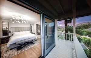 Villa de Vista | Luxury Home with Stunning Views and Fire Pit - Los Angeles, California