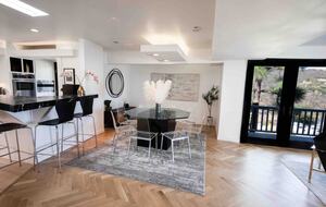 Villa de Vista | Luxury Home with Stunning Views and Fire Pit - Los Angeles, California