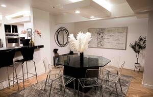 Villa de Vista | Luxury Home with Stunning Views and Fire Pit - Los Angeles, California