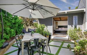 Villa de Vista | Luxury Home with Stunning Views and Fire Pit - Los Angeles, California